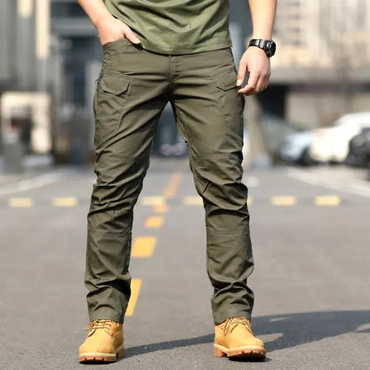 Pantalon Tactique Imperméable Homme - Multi-Poches et Renforcé pour Aventures Outdoor