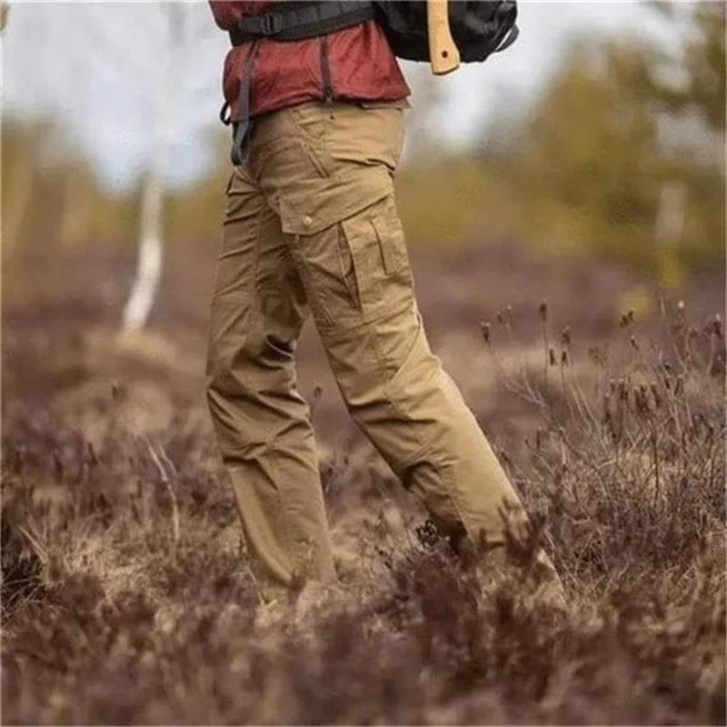 Pantalon Tactique Imperméable Homme - Multi-Poches et Renforcé pour Aventures Outdoor
